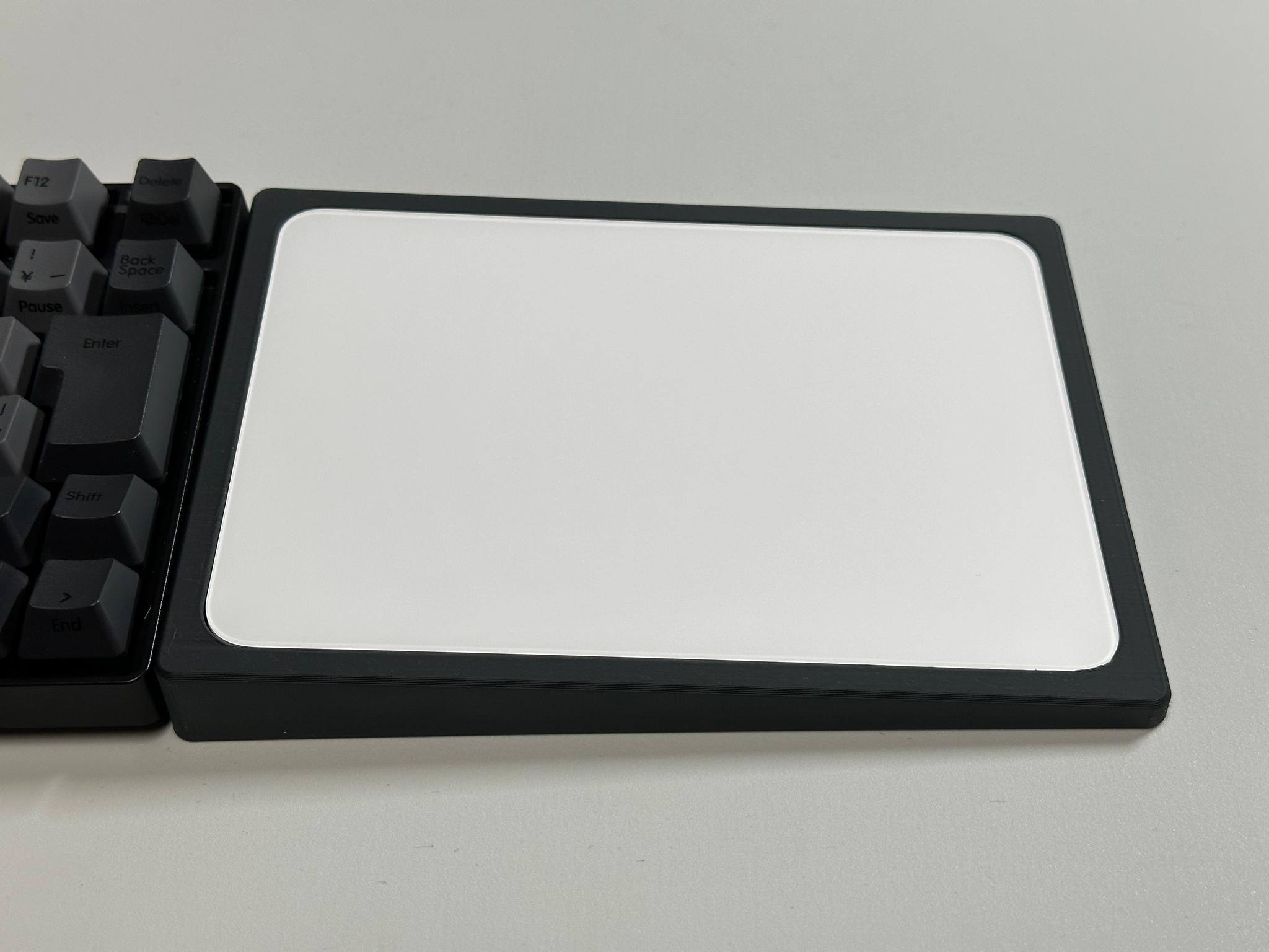 Magic Trackpadマウンター(傾斜型・水平型)1枚目の画像