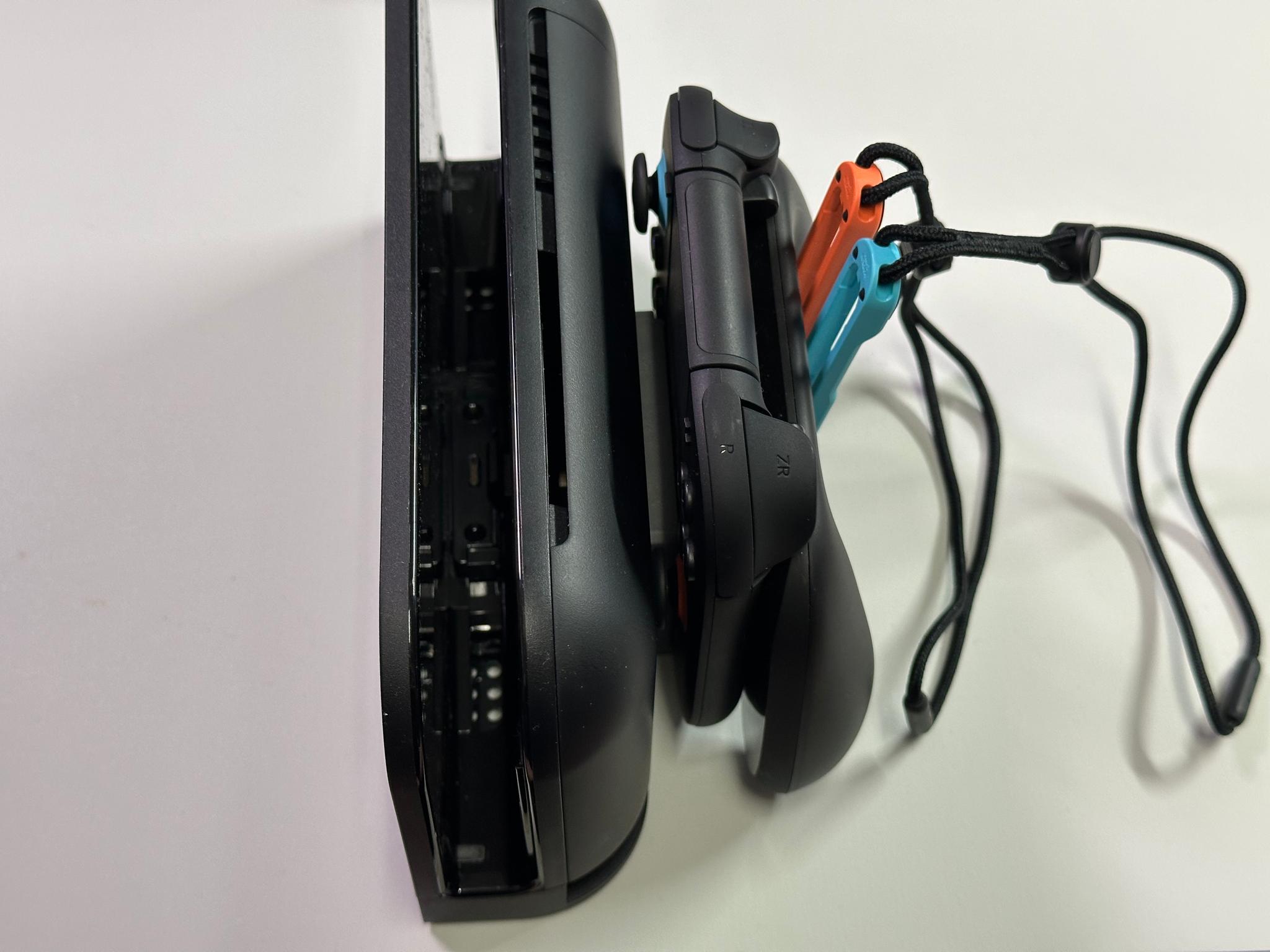 Nintendo Switch2 Dock用 Joy-Con2 グリップスタンド | 4枚目