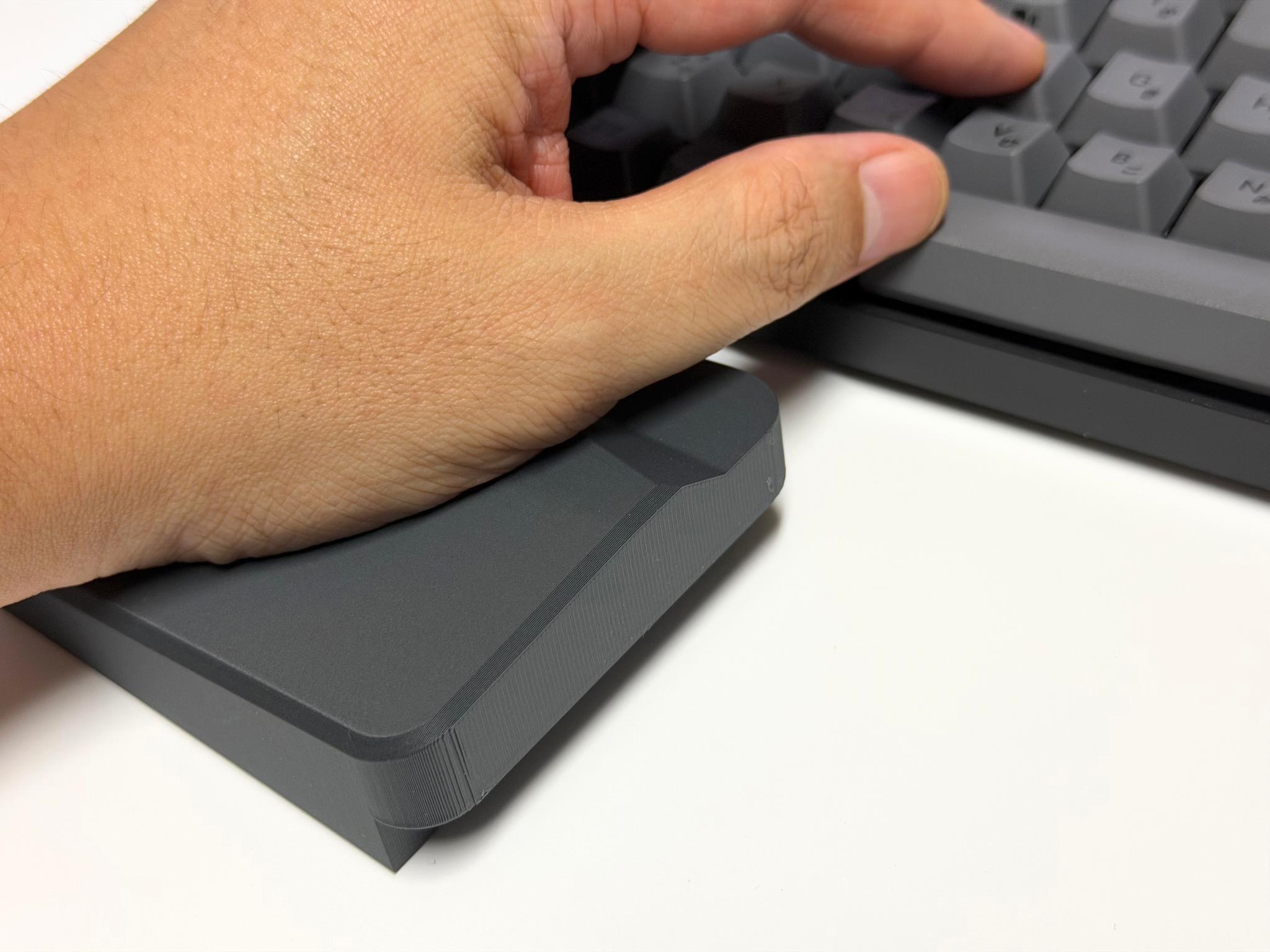 セパレート型モバイルリストレスト ワイド 傾斜タイプ8度 16to28mm 分割傾斜キーボード向け | 2枚目